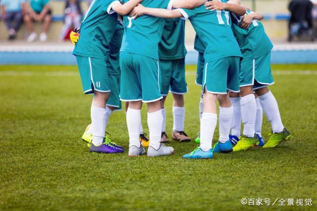 八村塁32+10詹姆斯23+14+12 湖人擒灰熊5连胜